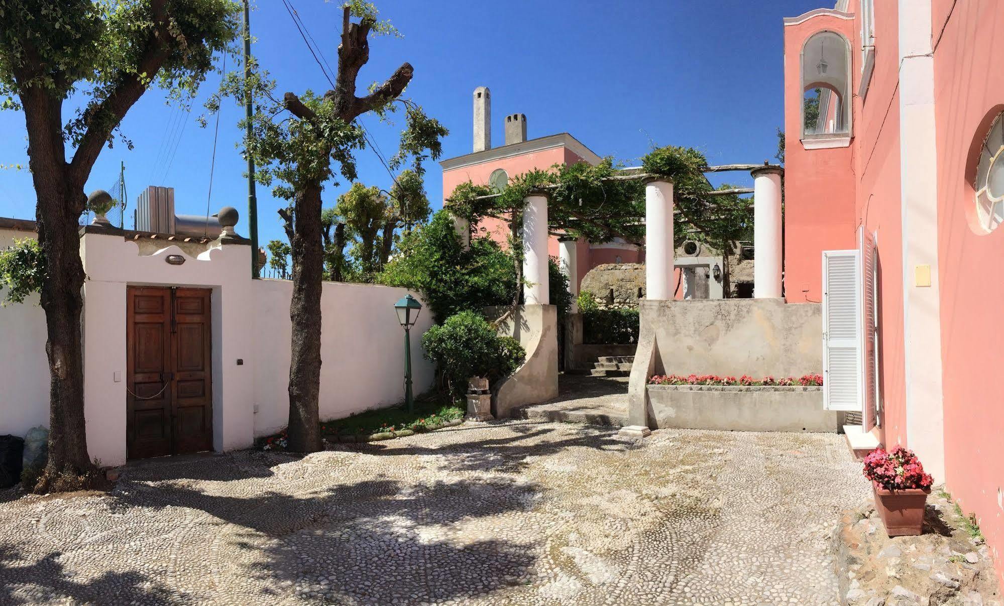 Capri Villa Bismarck Exterior foto